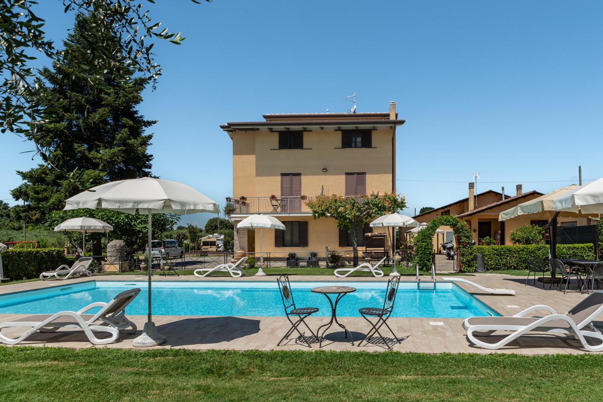 Agriturismo Il Girasole Assisi Bagian luar foto
