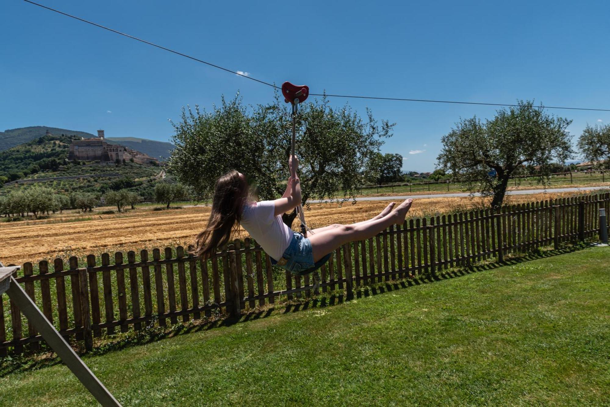 Agriturismo Il Girasole Assisi Bagian luar foto