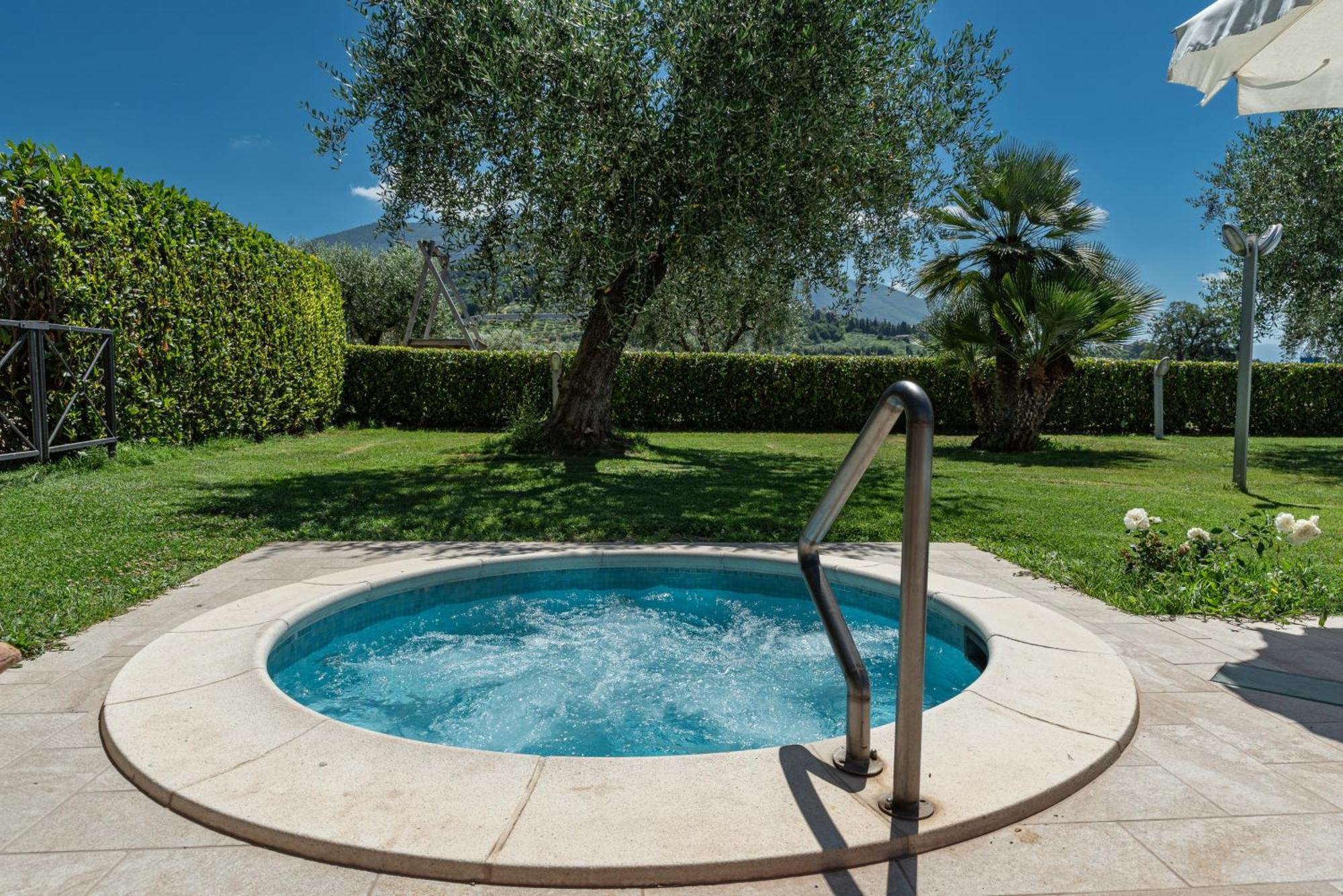 Agriturismo Il Girasole Assisi Bagian luar foto