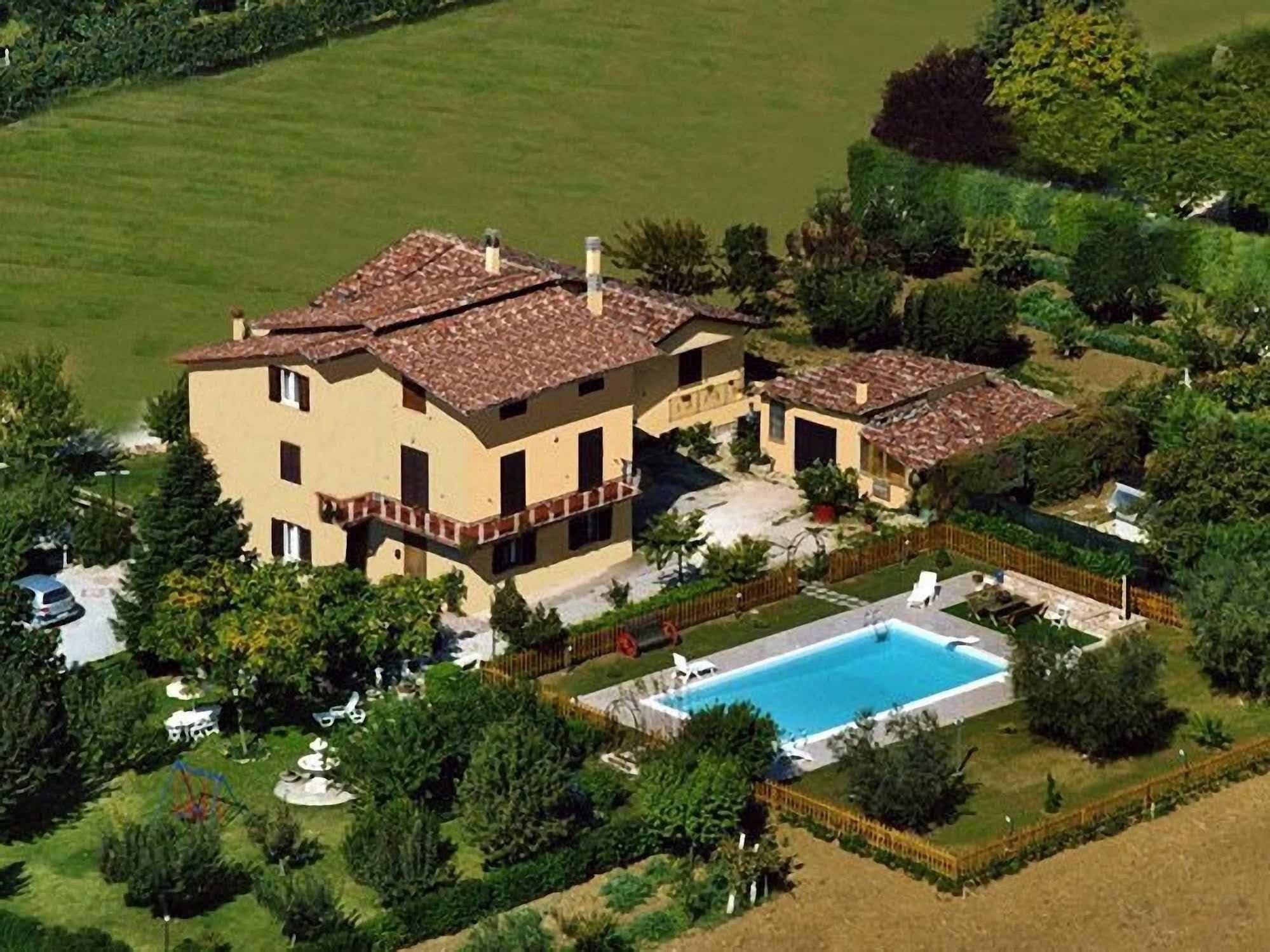 Agriturismo Il Girasole Assisi Bagian luar foto