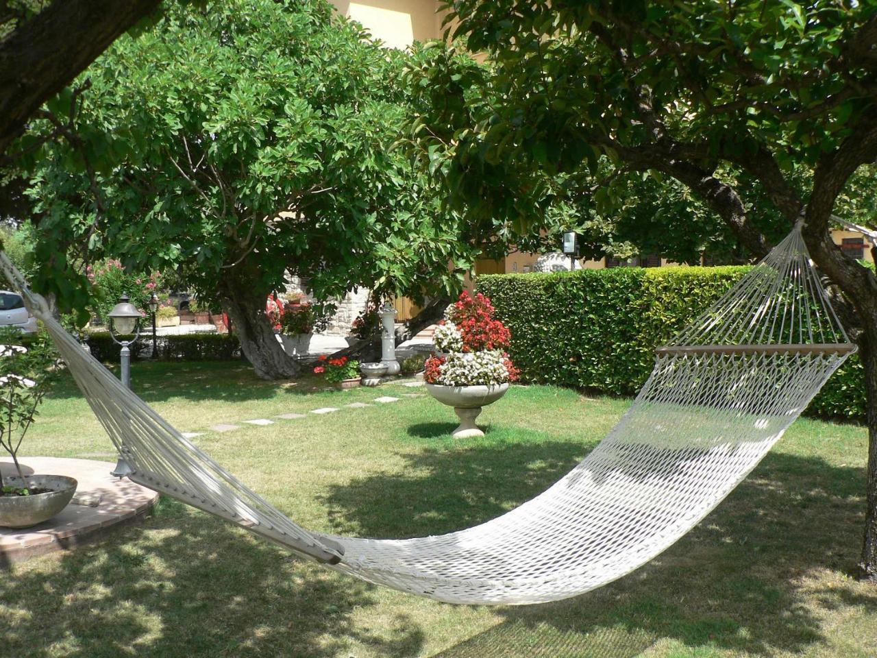 Agriturismo Il Girasole Assisi Bagian luar foto