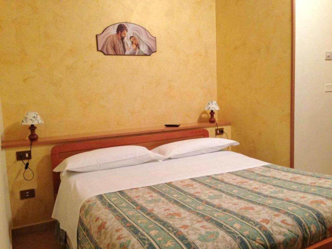 Agriturismo Il Girasole Assisi Bagian luar foto